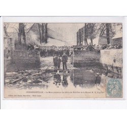 FRESSENNEVILLE: la mare contenant les débris de mobilier de la maison - état