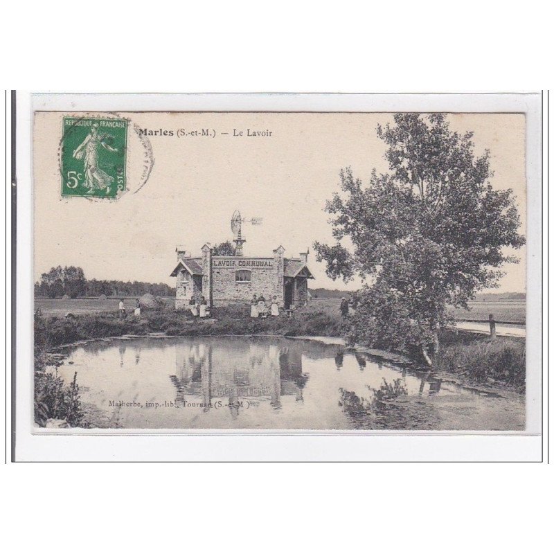 MARLES : le lavoir - tres bon etat