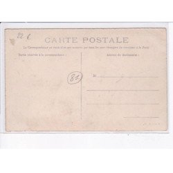 CASTELNAU: la place et la mairie - très bon état