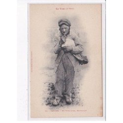 CASTRES: un type local, mamouille - très bon état