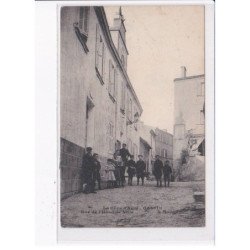 GASSIN: rue de l'hôtel de ville - très bon état