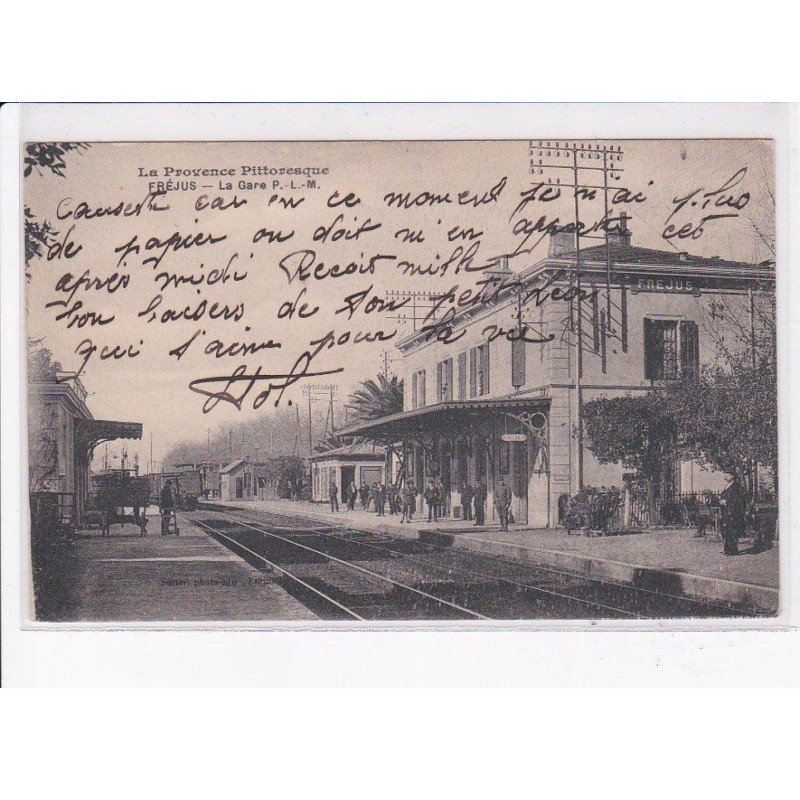FREJUS: la gare - très bon état