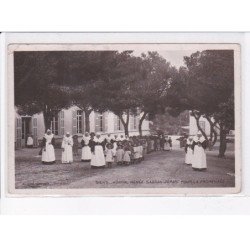 GIENS: hôpital renée-sabran départ pour la promenade - état