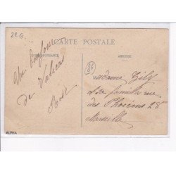 VALREAS: les prix riousset distribués solennellement sur la palce de l'hôtel-de-ville - très bon état