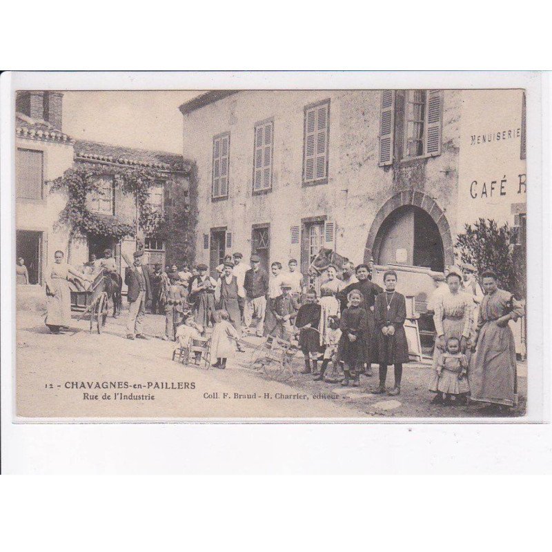 CHAVAGNES-en-PAILLERS: rue de l'industrie - très bon état