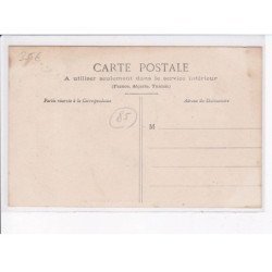 LES SABLES-D'OLONNE: la petite marchande du remblai - très bon état