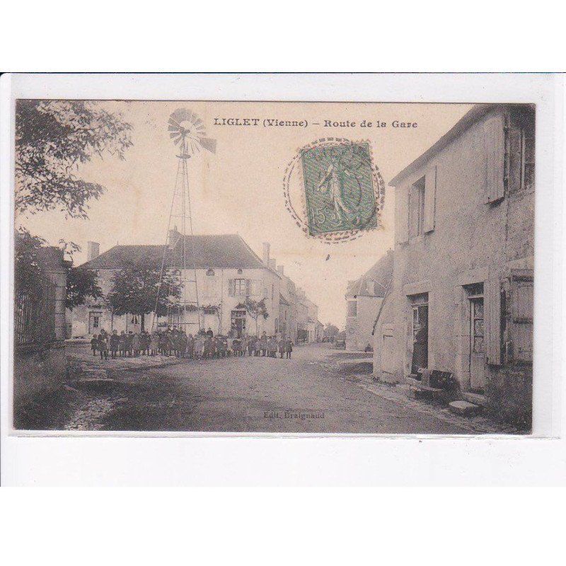 LIGLET: route de la gare, éolienne - très bon état