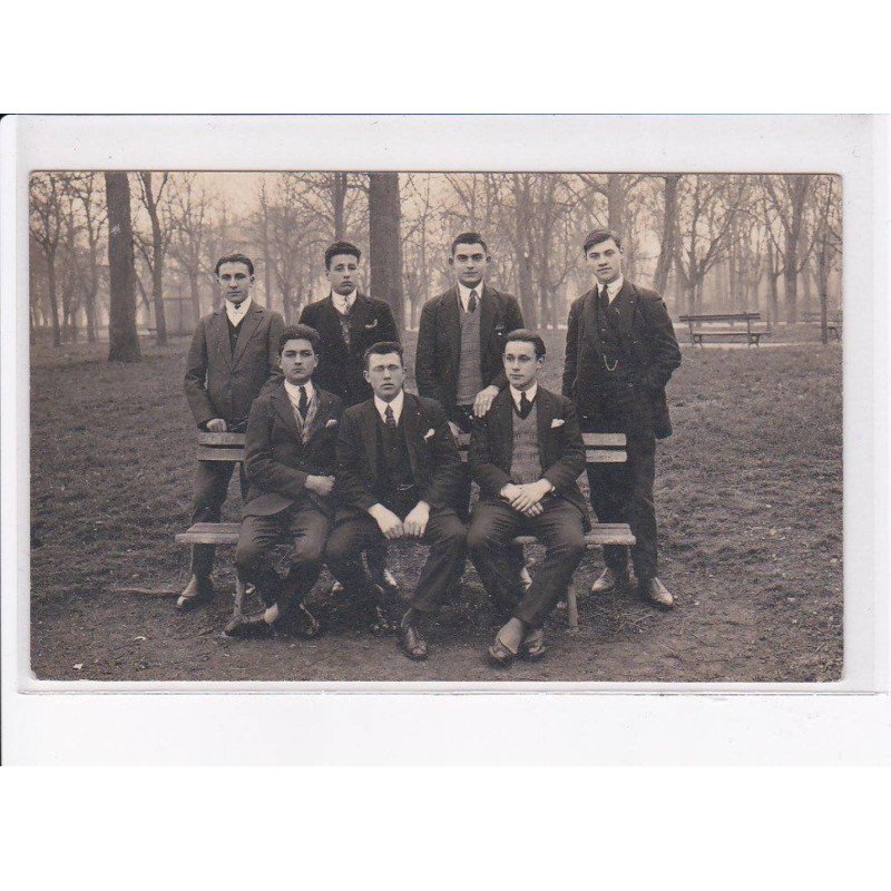 POITIERS: école, hommes - très bon état