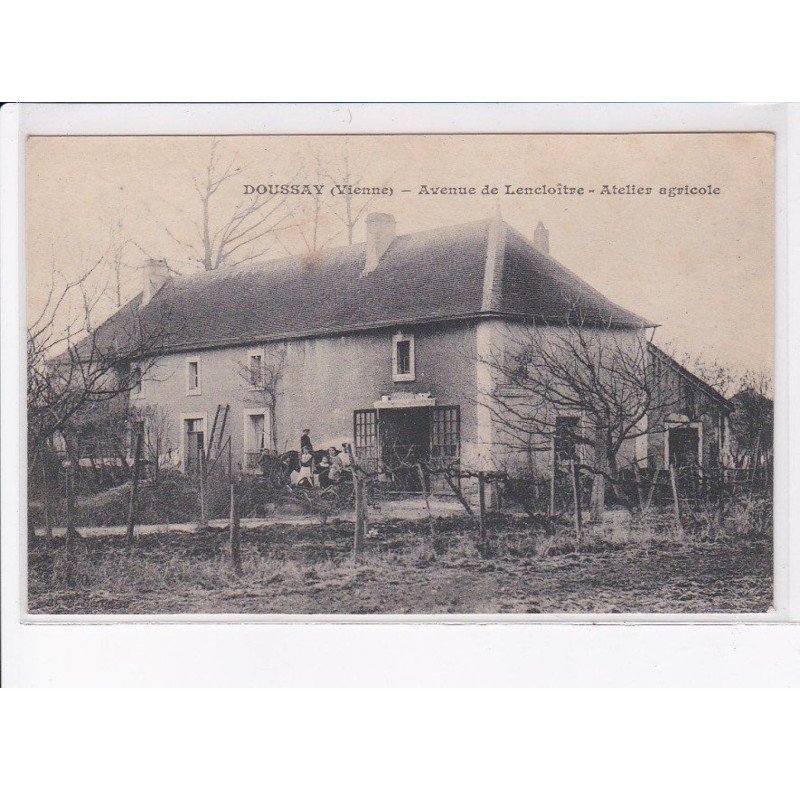 DOUSSAY: avenue de lencloître, atelier agricole - très bon état