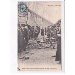 LIMOGES: troubles de limoges, restes de la barricade incendiée à l'entrée de la rue de l'amphithéâtre - très bon état