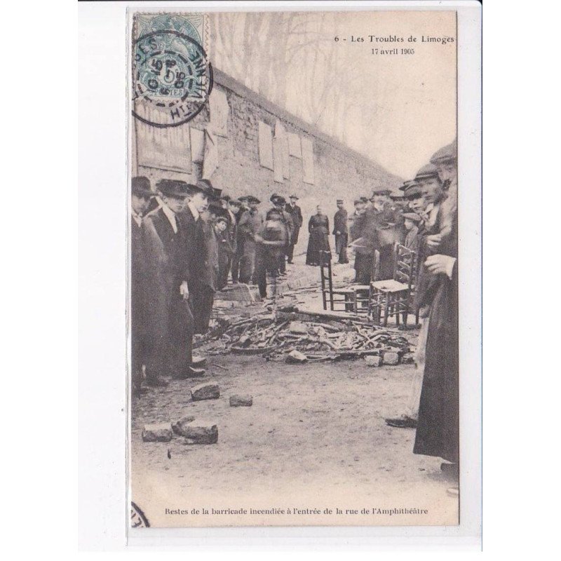 LIMOGES: troubles de limoges, restes de la barricade incendiée à l'entrée de la rue de l'amphithéâtre - très bon état