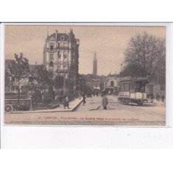 LIMOGES: place jourdan, le central hôtel et perspective vers saint-michel, tramway - très bon état