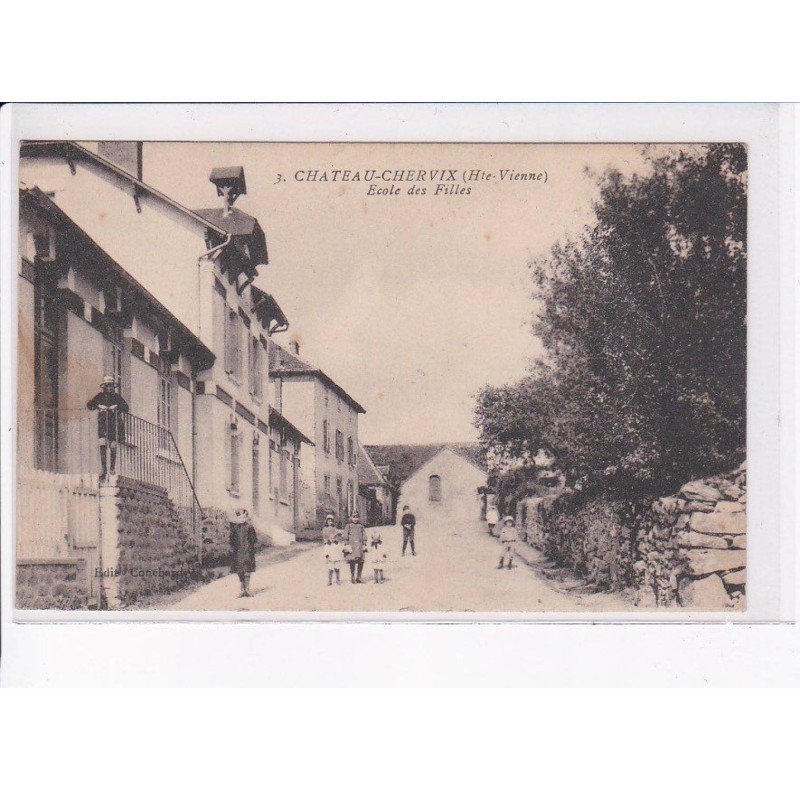 CHATEAU-CHEVRIX: école des filles - très bon état