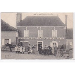 HOMMES : l'hotel du Cheval Blanc (Cartreau Dubois) et la place principale - très bon état