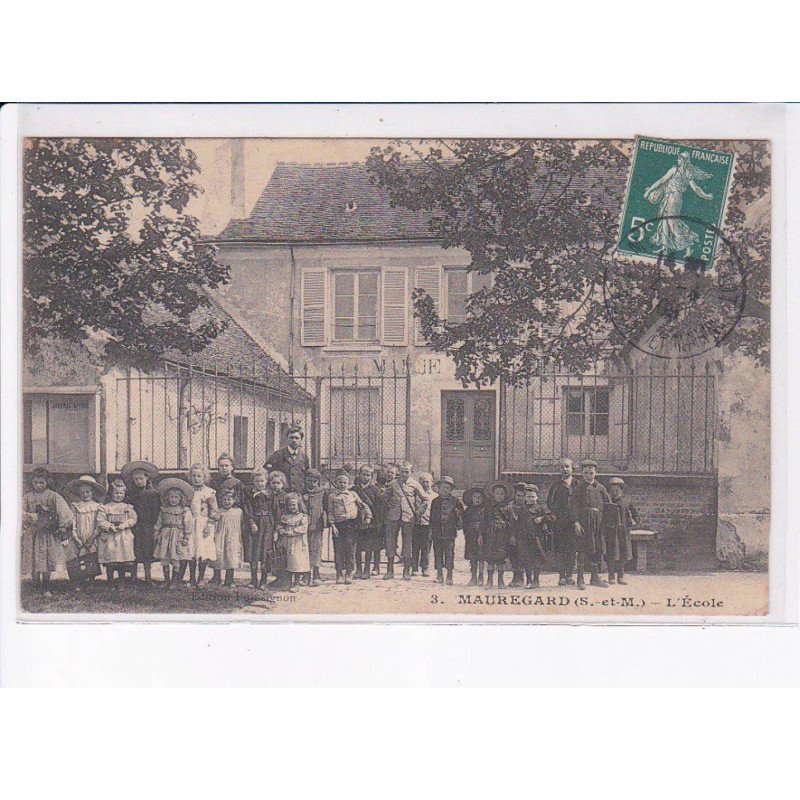 MAUREGARD: l'école - état