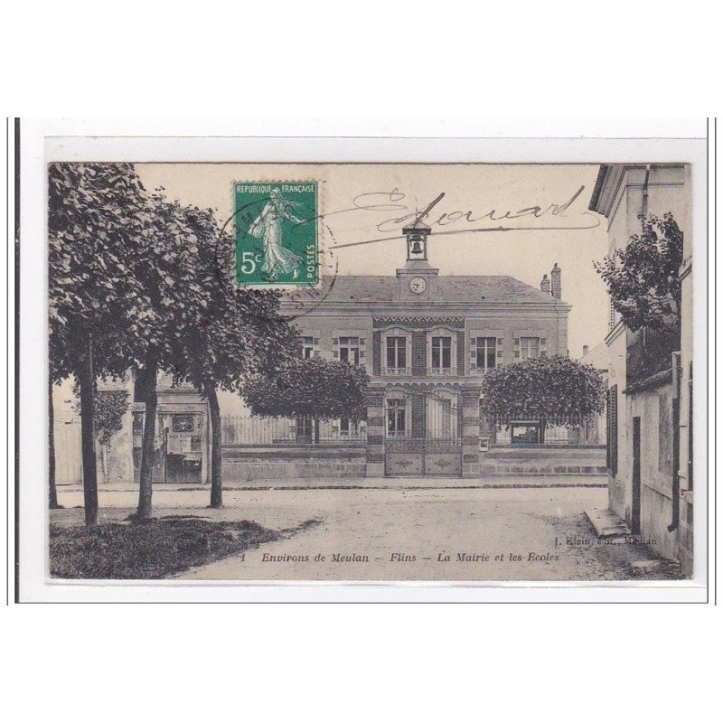FLINS : la mairie et les ecoles - tres bon etat