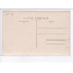 FRANCE: carte photo, à localiser, personnages à table - très bon état