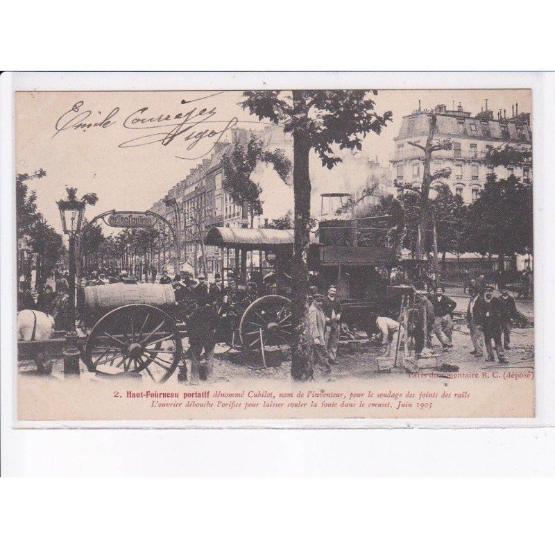 PARIS:haut-fourneau portatif dénommé cubilot, station de métro - très bon état