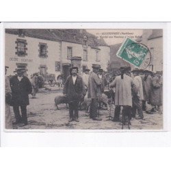 QUESTEMBERT: la place du marché aux moutons vers les halles - très bon état