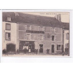 PLOUAY: hôtel de la place, café - très bon état