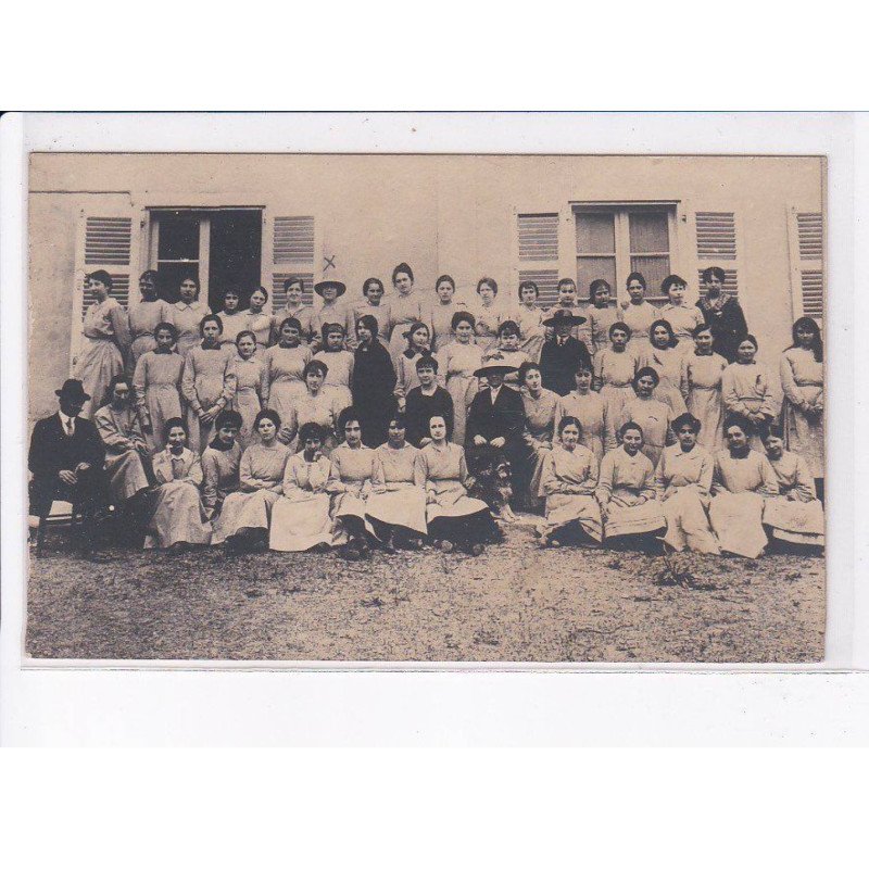 PAU: école ménagère de brûlon - très bon état
