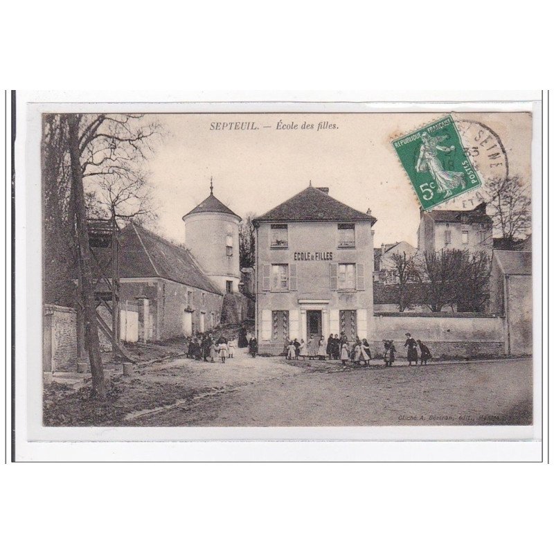 SEPTEUIL : ecole des filles - tres bon etat