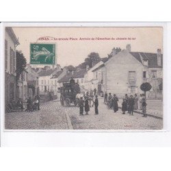 LINAS: la grande place, arrivée de l'omnibus du chemin de fer - très bon état