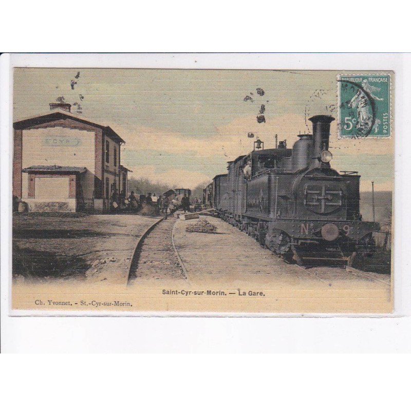 SAINT-CYR-sur-MORIN: la gare - très bon état