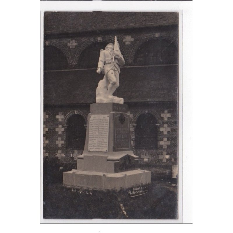 St-BLIMON : monument - tres bon etat