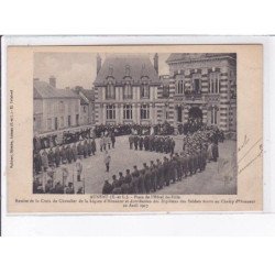 AUNEAU: place de l'hôtel-de-ville, remise de la croix de chevalier de la légion d'honneur - très bon état