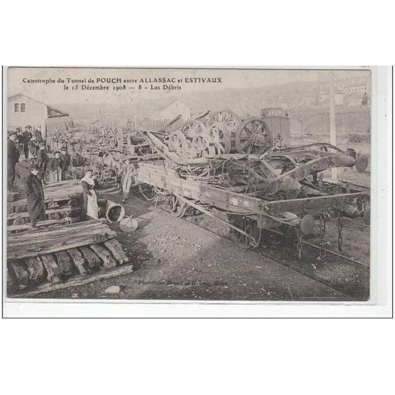 catastrophe du chemin de fer de POUCH entre  ALLASSAC et ESTIVAUX (train) - très bon état