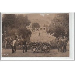 LUCHON : carte photo de la bataille des fleurs - état (voir scan)