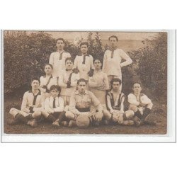 SENS : carte photo d'une équipe de football en 1921 - bon état (2 coins légèrement pliés)