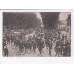 ARPAJON: fête des fleurs, les trompettes - très bon état