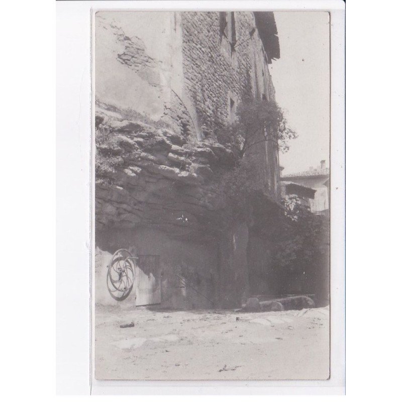 VERS: un coin du village - très bon état