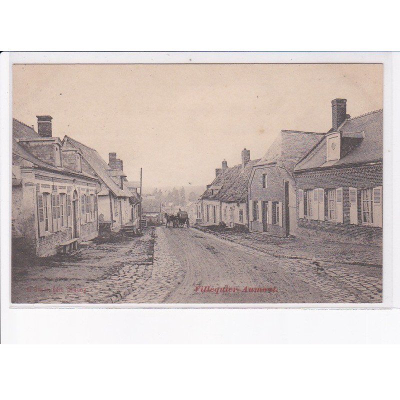 VILLEQUIER-AUMONT: scène de village - très bon état