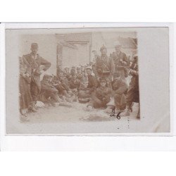 SISSONNE: militaires - très bon état