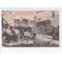 ALLIER: manoeuvres du bourbonnais 1909, au cantonnement on examine la ferrure des chevaux - très bon état