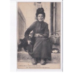 AVEYRON: paysanne de l'aveyron et son chevreau - très bon état