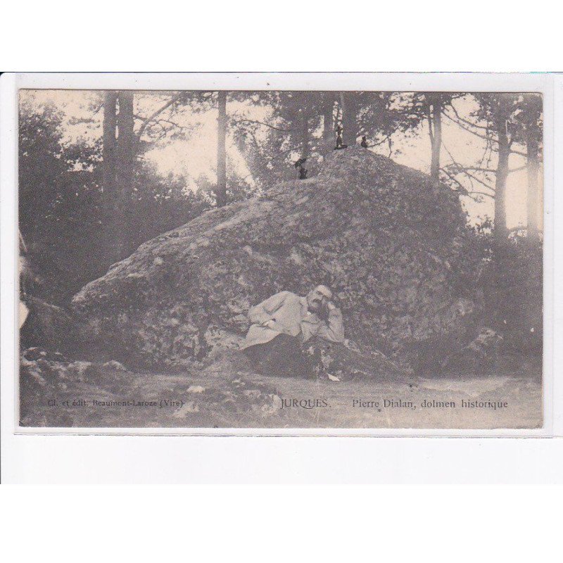 JURQUES: pierre dialan, dolmen historique - très bon état