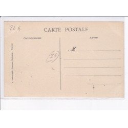 GRANDCAMP: ise à la mer d'un yacht - très bon état