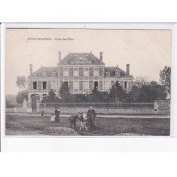 AUNAY-sur-ODON: école des filles - très bon état