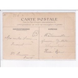 SAINTE-MARGUERITE-de-VIETTE: mairie, école - très bon état