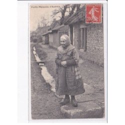 AUDRIEU: vieille paysanne - état