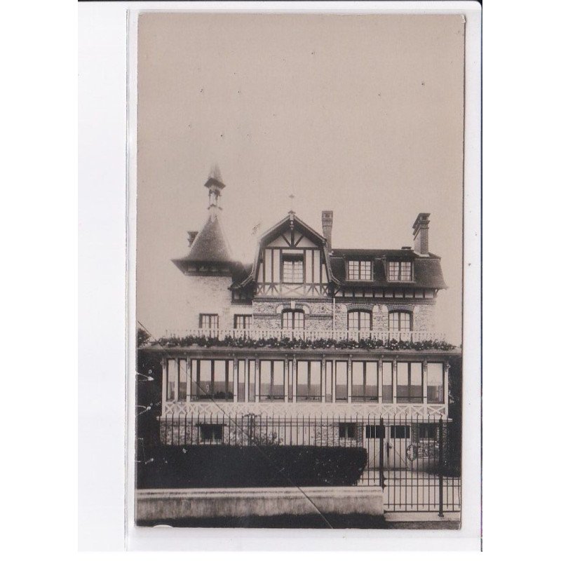 DEAUVILLE (?): villa 2CPA - très bon état