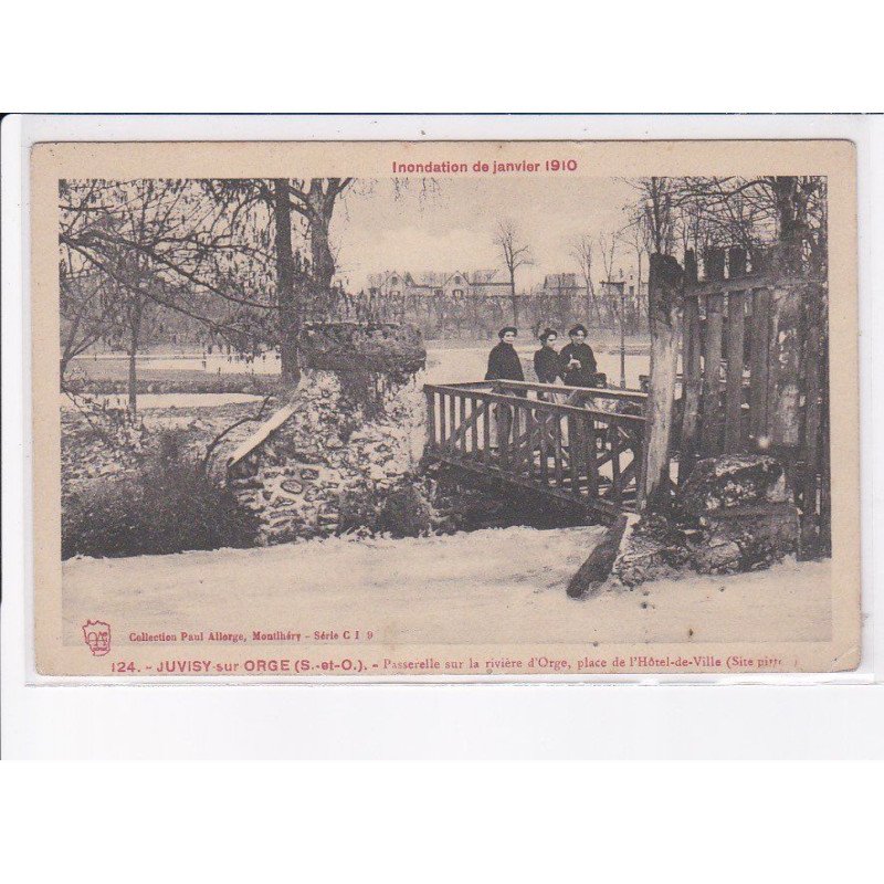JUVISY-sur-ORGE: passerelle sur la rivière d'orge, place de l'hôtel-de-ville - état