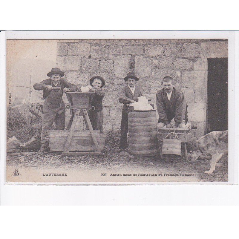 CANTAL: ancien mode de fabrication du fromage du cantal - très bon état