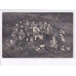 SAINT-CHAMOND: personnages - état