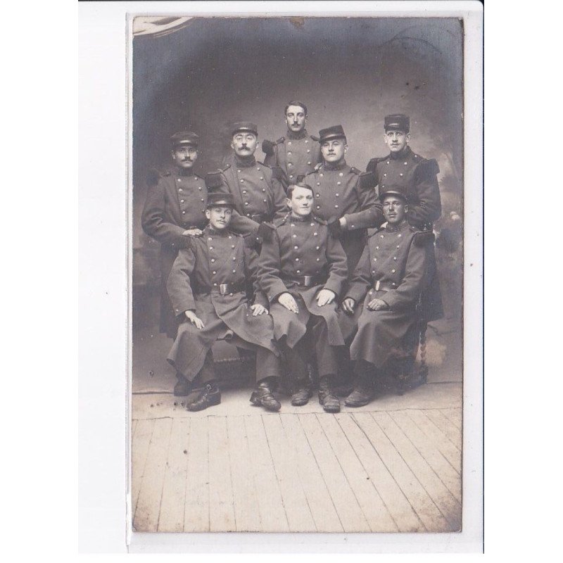 LANGRES: militaires - très bon état