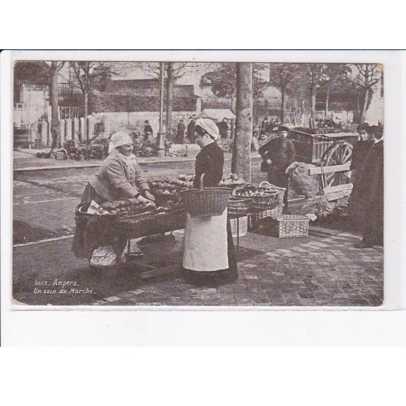 ANGERS: un coin du marché - très bon état